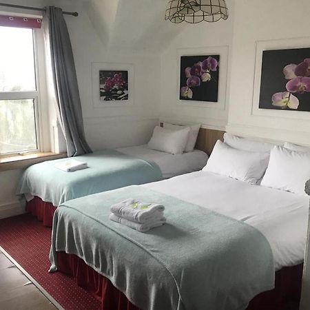 Oyo Maggie Jones Guest House Cardiff Ngoại thất bức ảnh