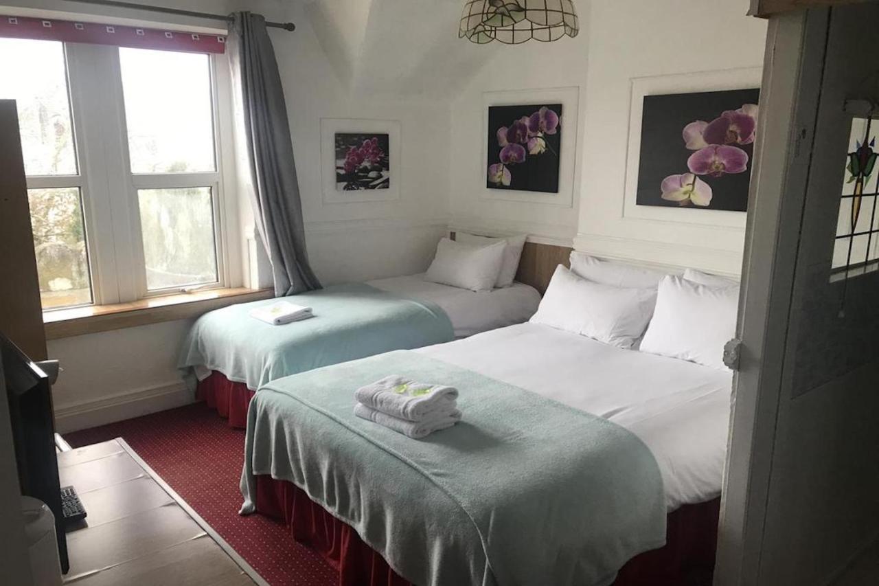 Oyo Maggie Jones Guest House Cardiff Ngoại thất bức ảnh