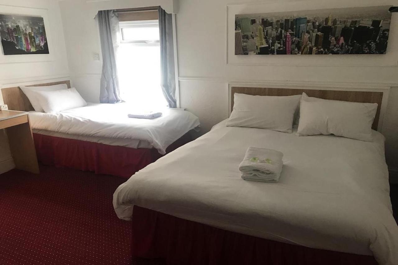 Oyo Maggie Jones Guest House Cardiff Ngoại thất bức ảnh